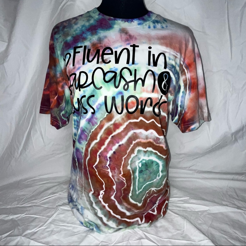 Custom tie dye graphic tee unisex sz M